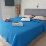 Camelia Apartman *