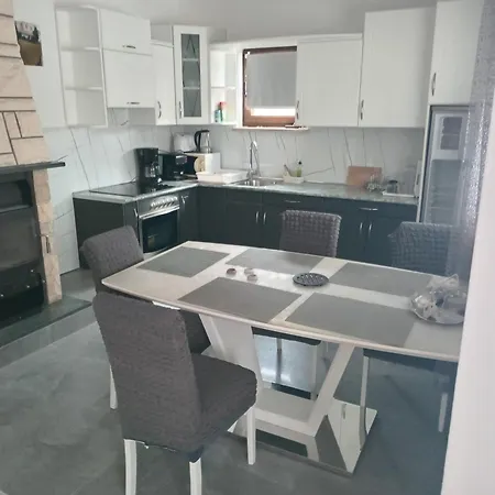Apartman Camelia *