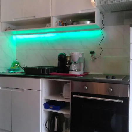 Camelia Apartment *