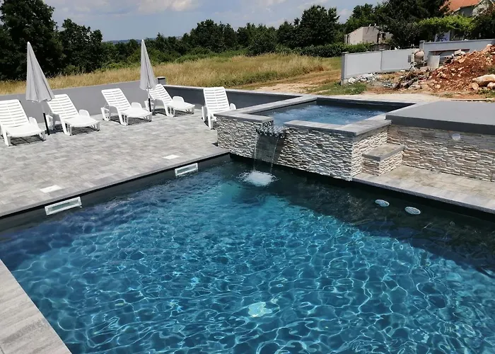 Camelia * بوريتش